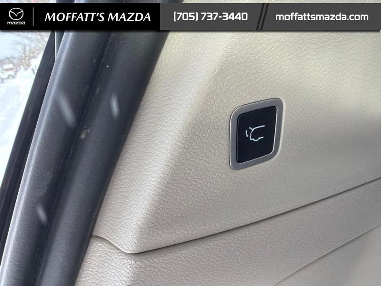 2022 Chrysler Grand Caravan SXT Photo