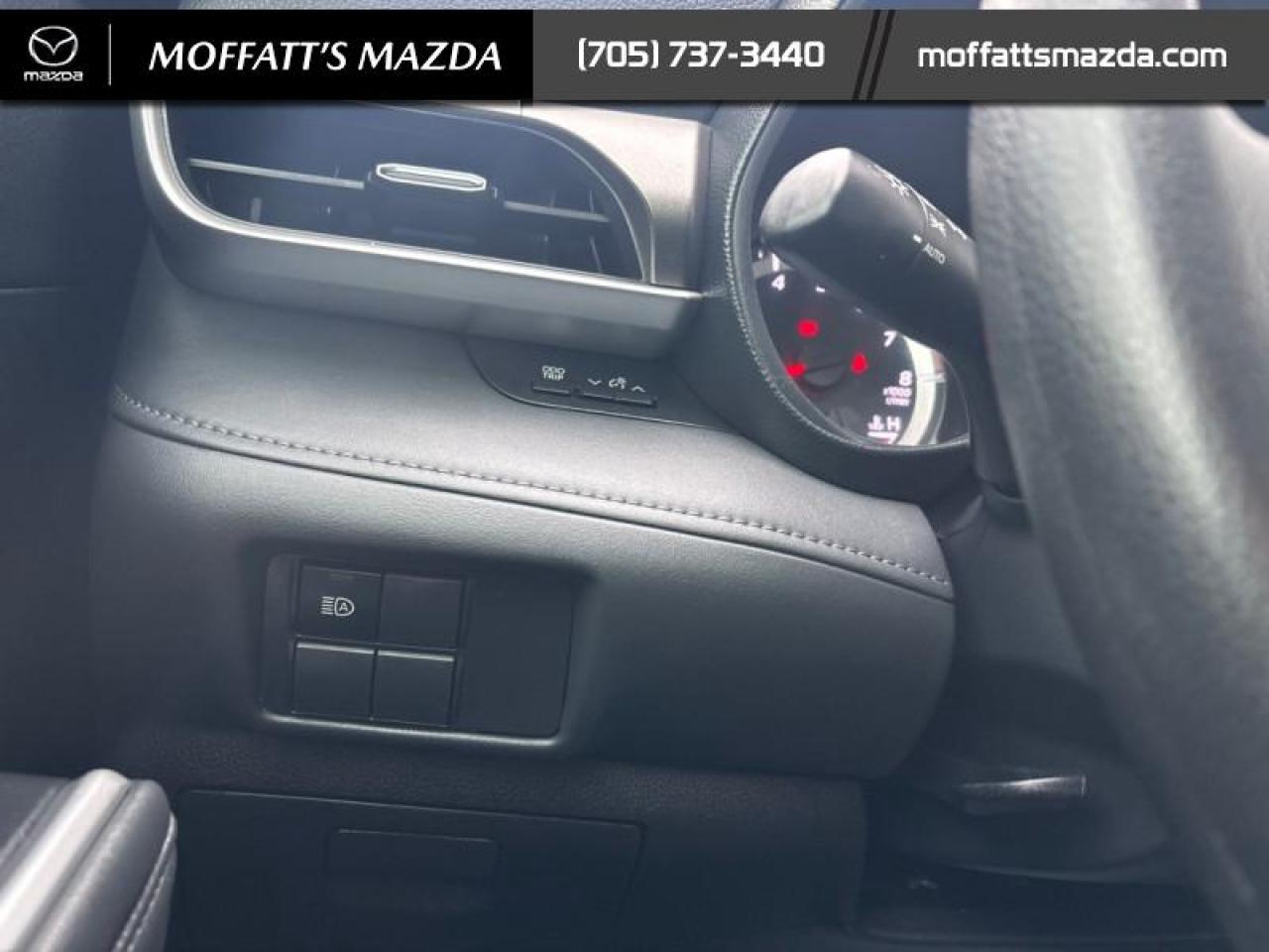 2022 Toyota Highlander LE Photo