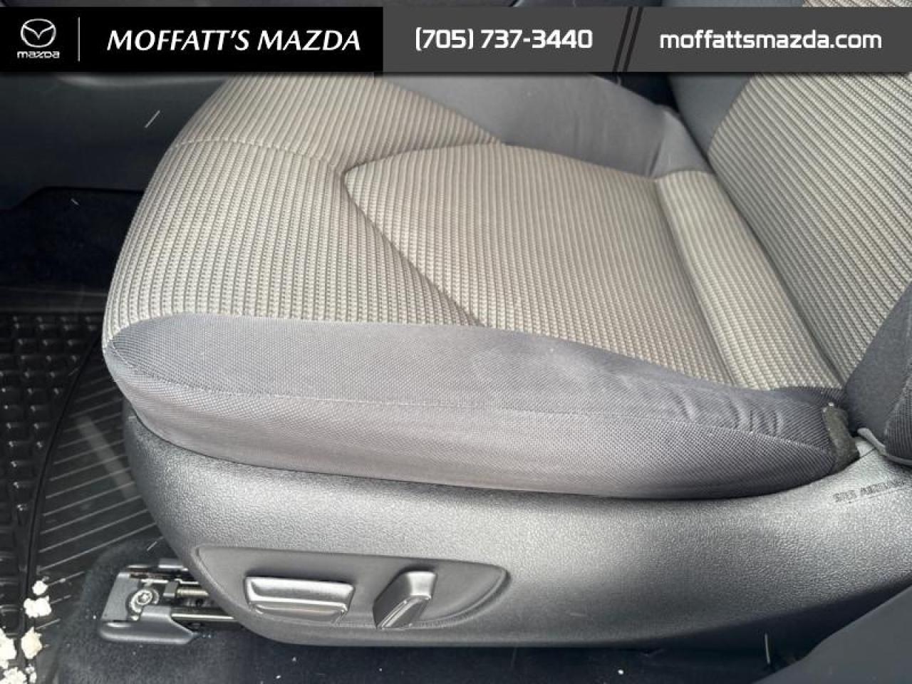 2022 Toyota Highlander LE Photo