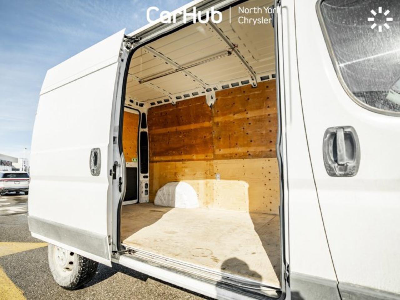 2016 RAM Cargo Van ProMaster 2500 High Roof 136" WB Uconnect 5.0-in. Double passengers seat Photo