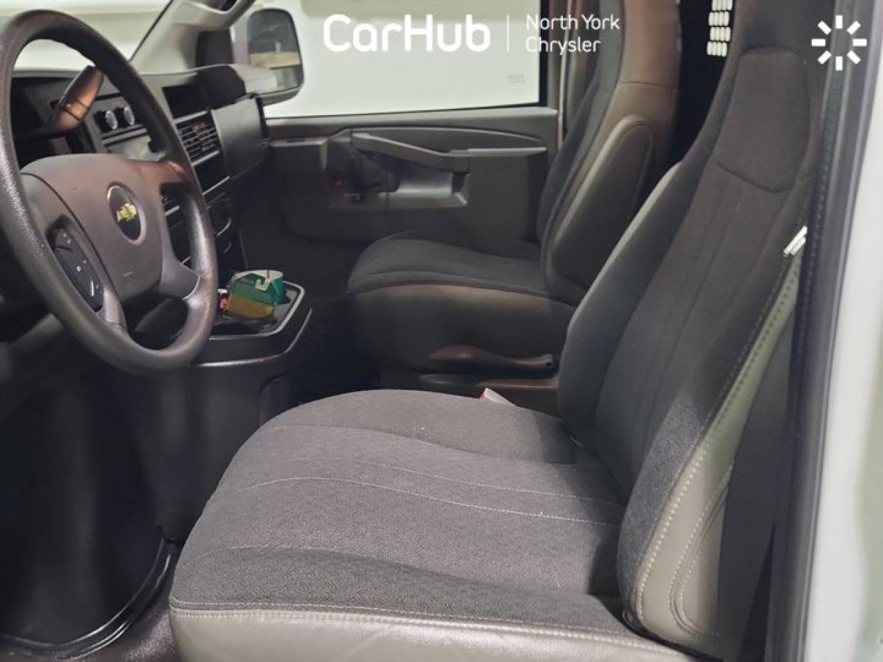 2024 Chevrolet Express Cargo Van RWD 2500 135" Photo