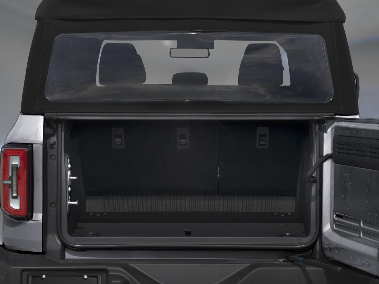 2026 Ford Bronco Outer Banks Photo