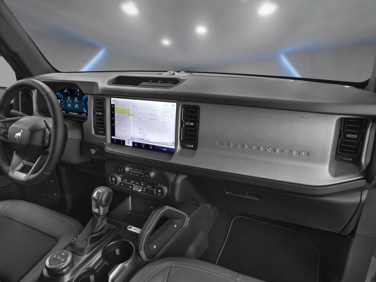 2026 Ford Bronco Outer Banks Photo