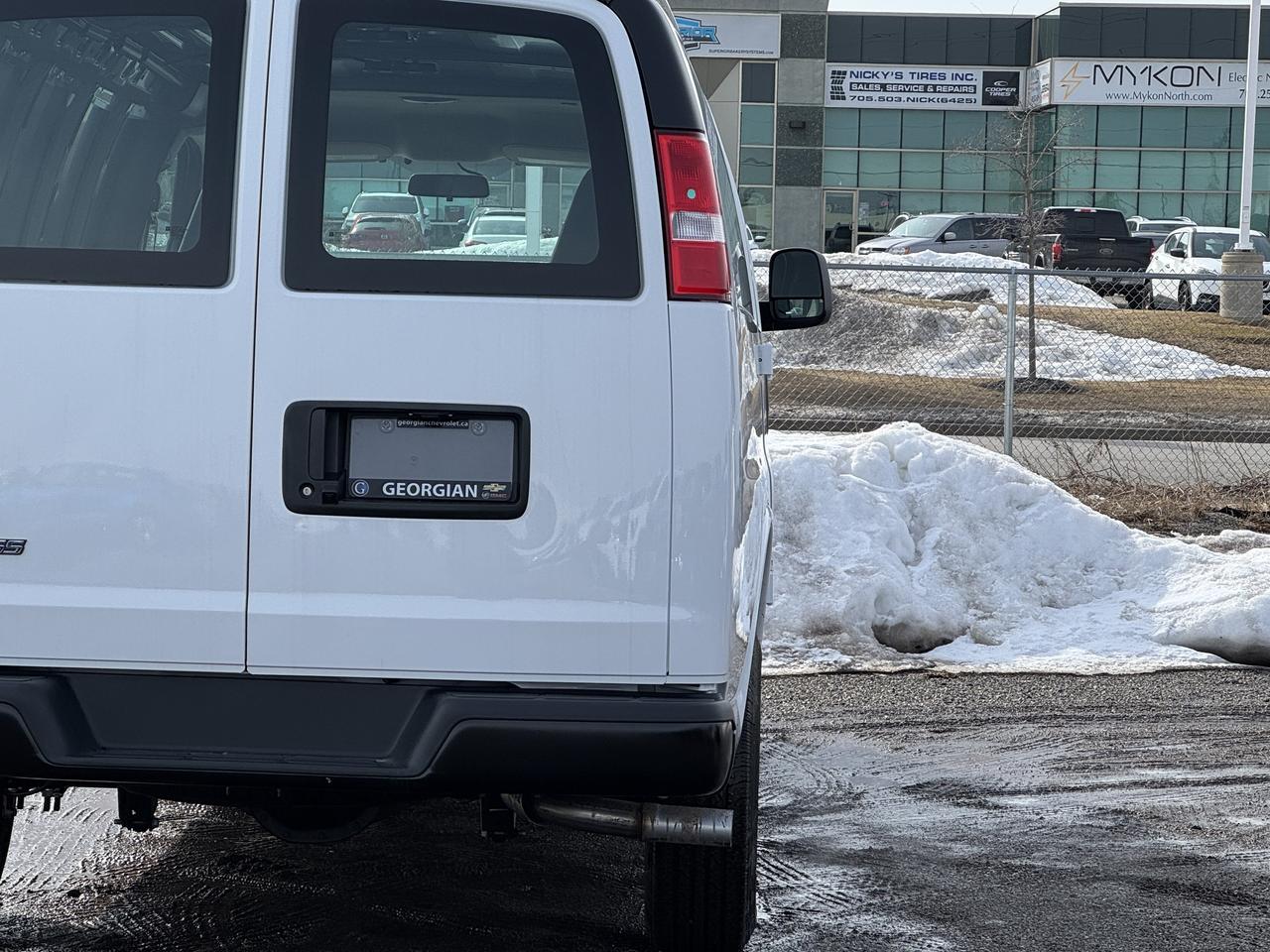 2025 Chevrolet Express Cargo Van  Photo