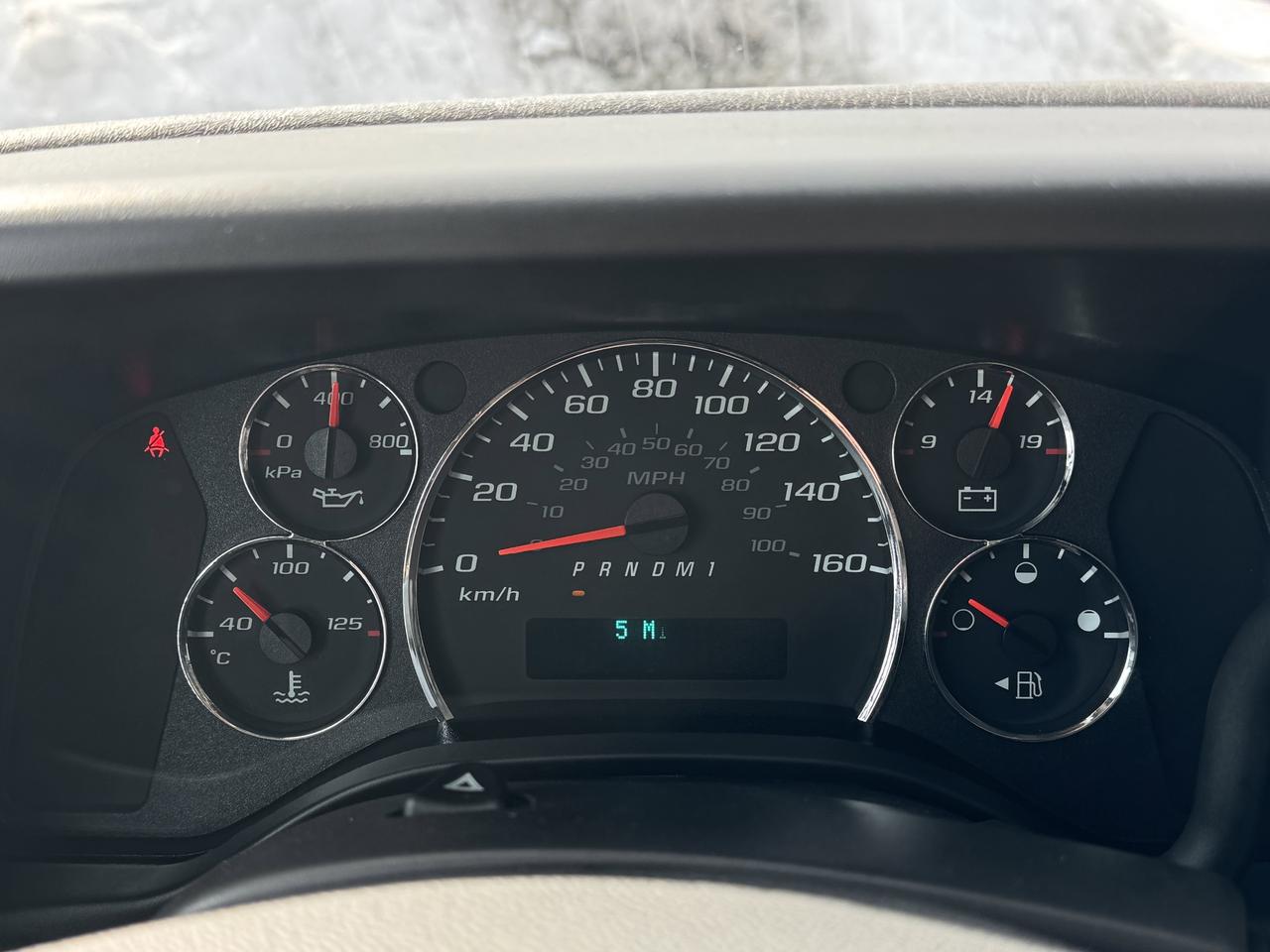 2025 Chevrolet Express Cargo Van  Photo