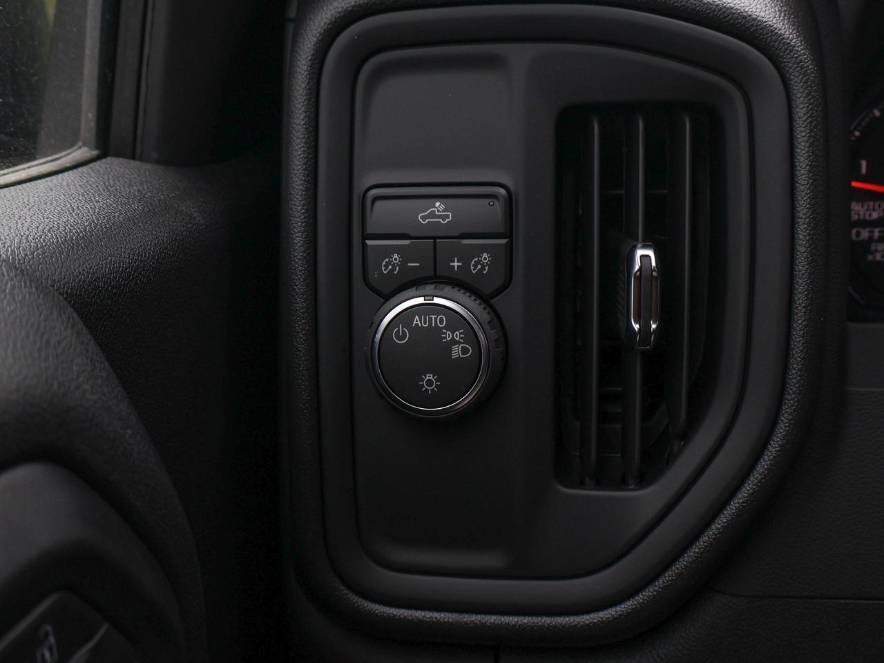 2026 Chevrolet Silverado 1500 Work Truck Photo