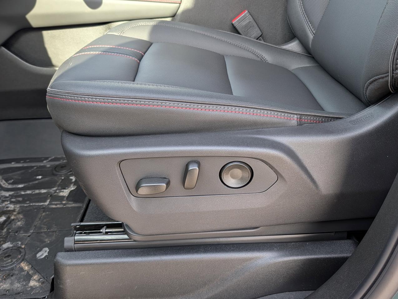 2026 Chevrolet Tahoe RST Photo