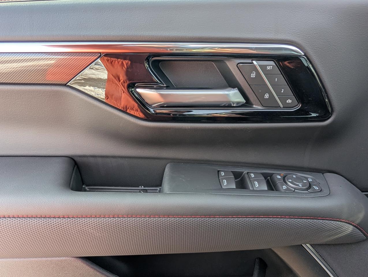 2026 Chevrolet Tahoe RST Photo