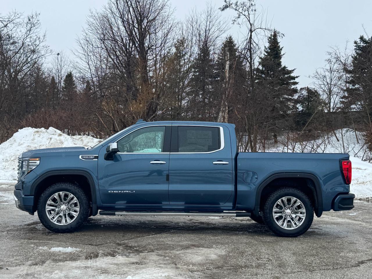 2026 GMC Sierra 1500 Denali Photo3