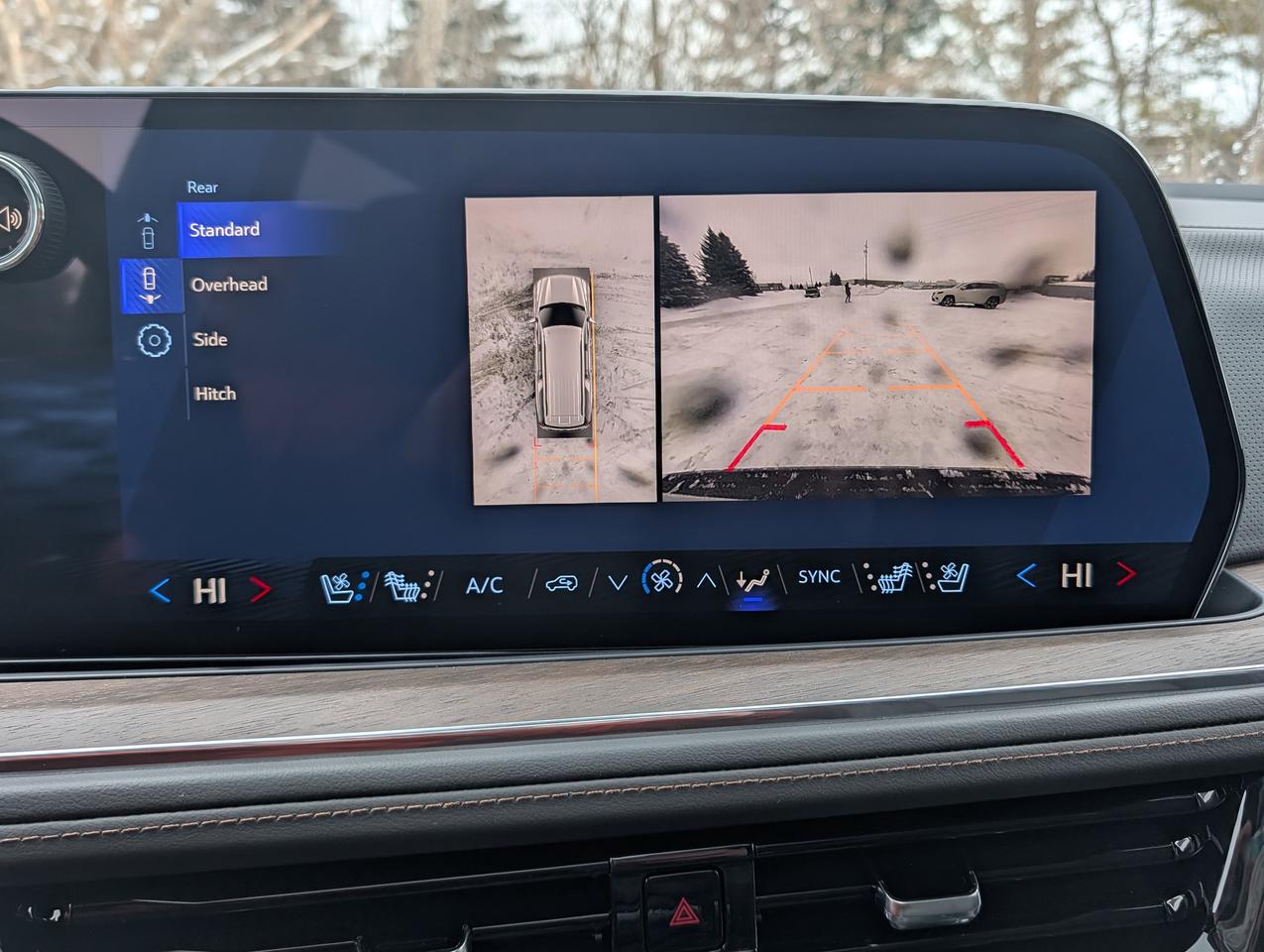 2026 Chevrolet Suburban High Country Photo