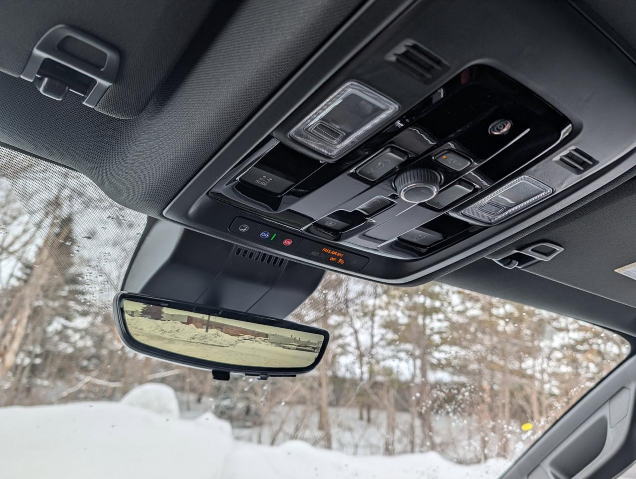 2026 Chevrolet Suburban High Country Photo