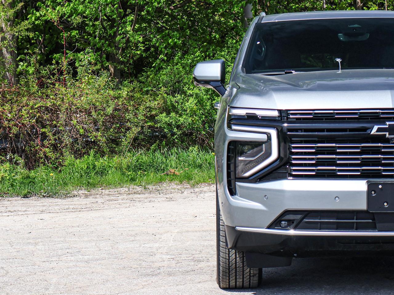 2026 Chevrolet Suburban High Country Photo4