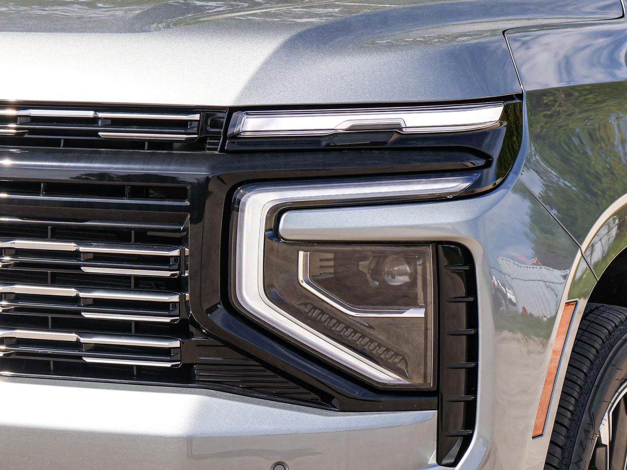2026 Chevrolet Suburban High Country Photo