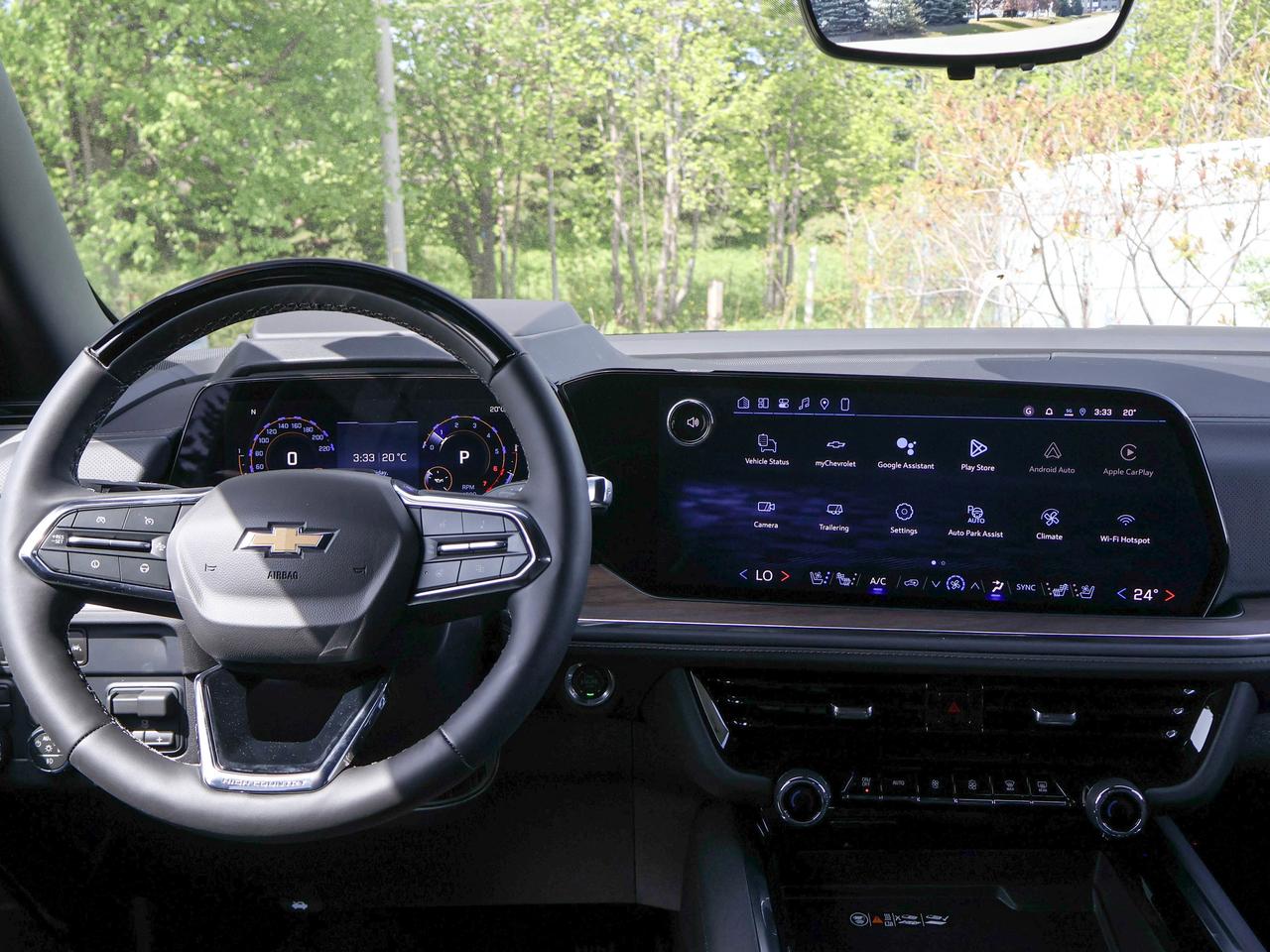 2026 Chevrolet Suburban High Country Photo