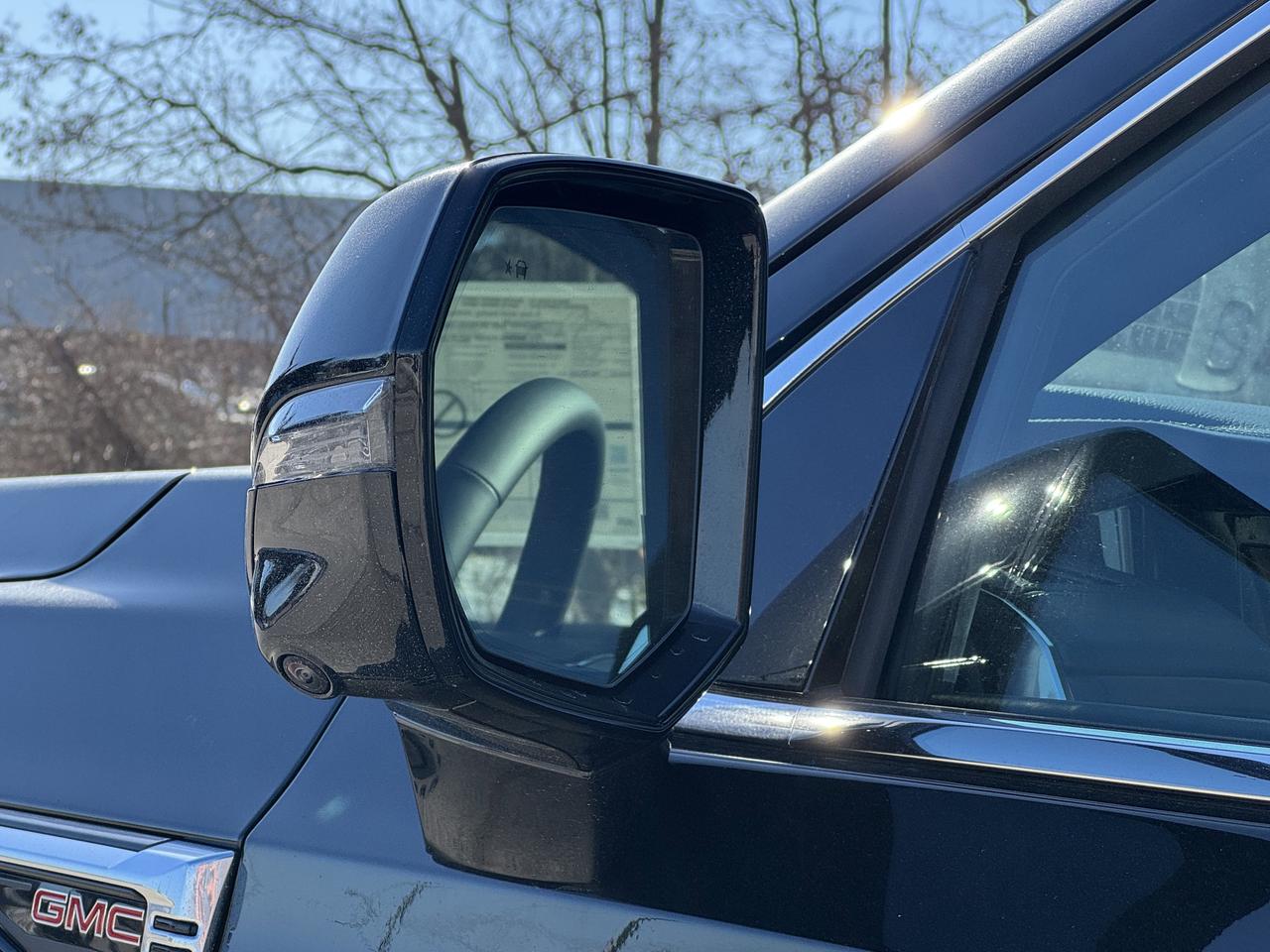 2026 GMC Yukon XL Denali Photo