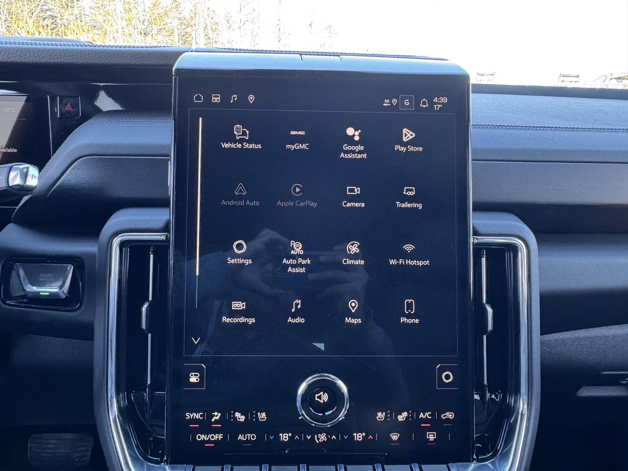 2026 GMC Yukon XL Denali Photo