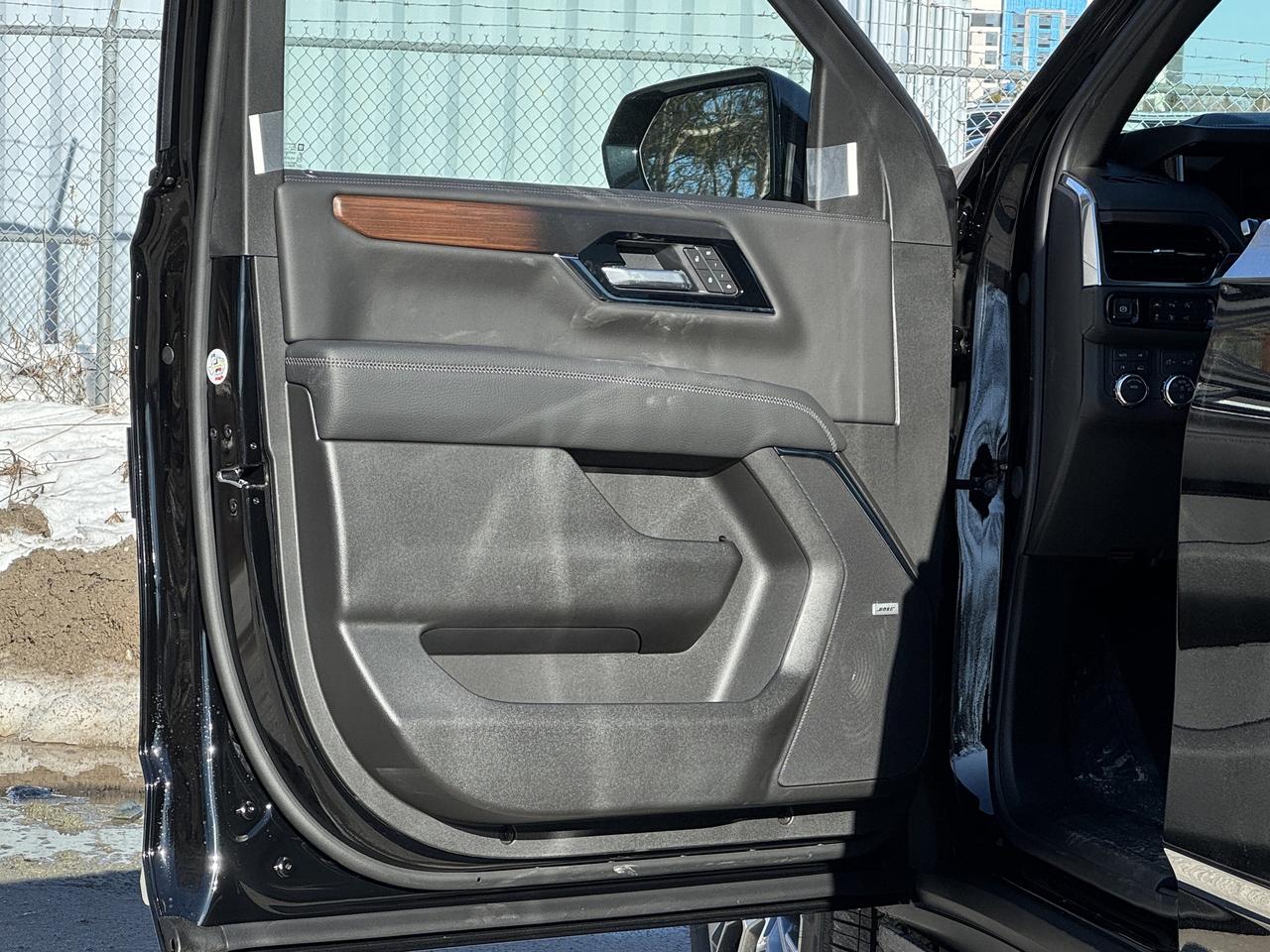2026 GMC Yukon XL Denali Photo