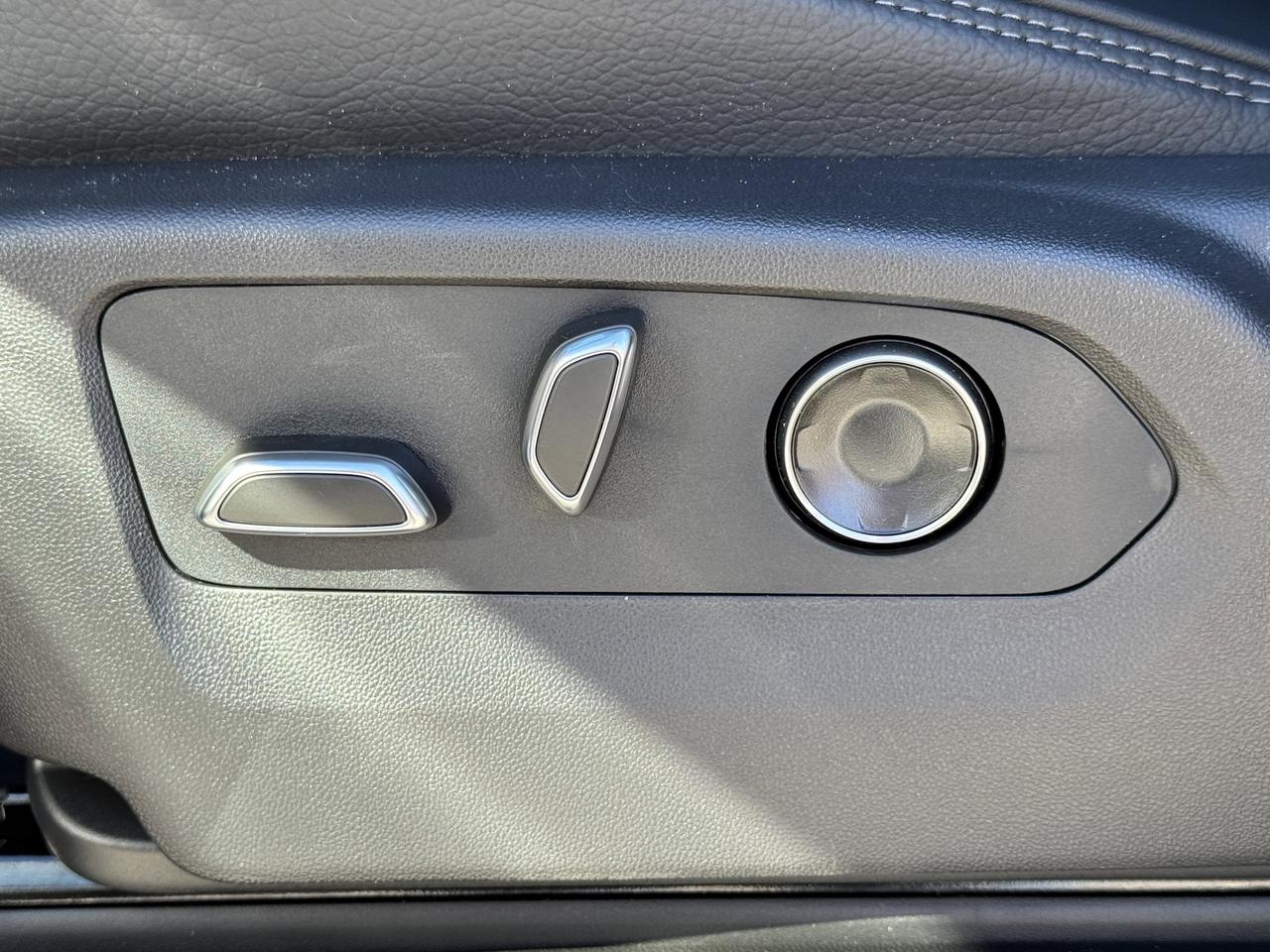 2026 GMC Yukon XL Denali Photo