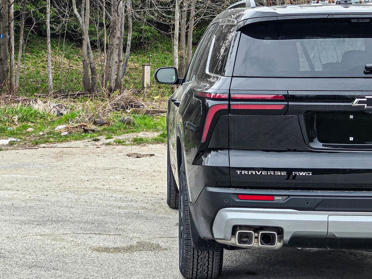 2026 Chevrolet Traverse LT Photo