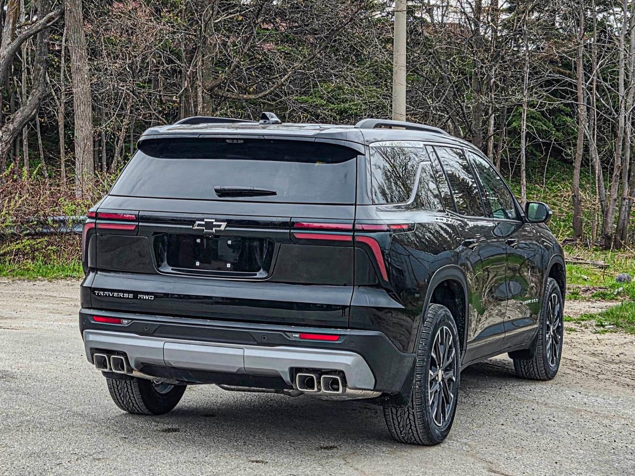 2026 Chevrolet Traverse LT Photo