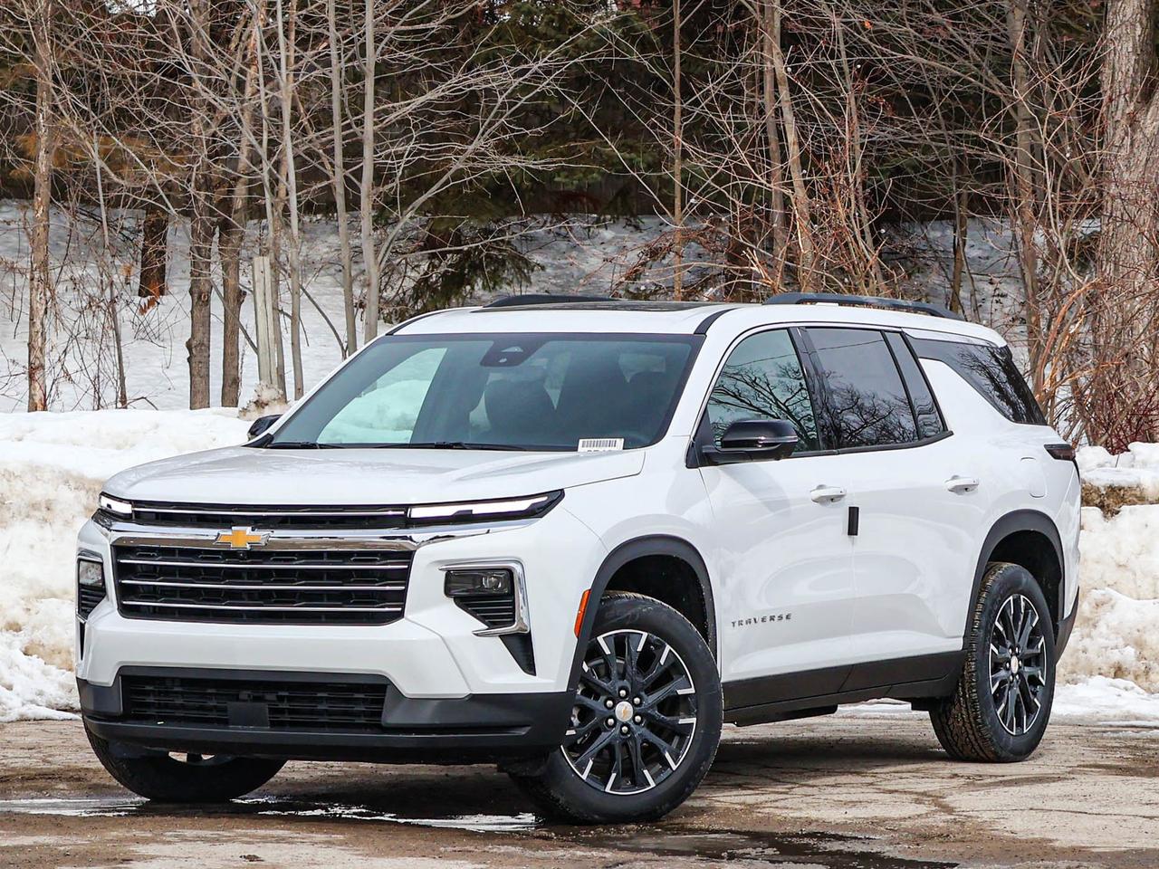 2026 Chevrolet Traverse LT Photo
