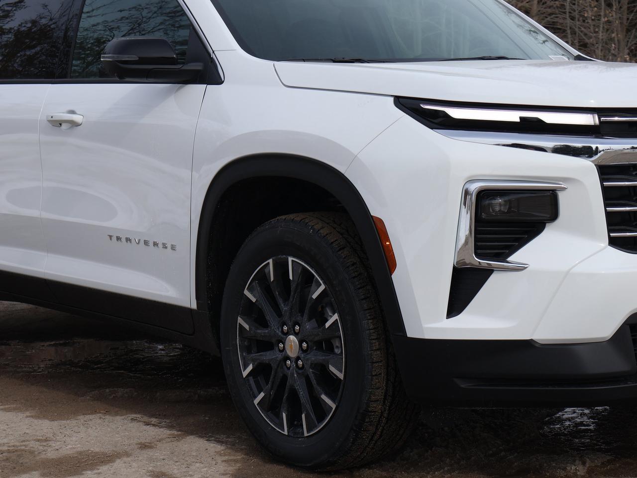 2026 Chevrolet Traverse LT Photo