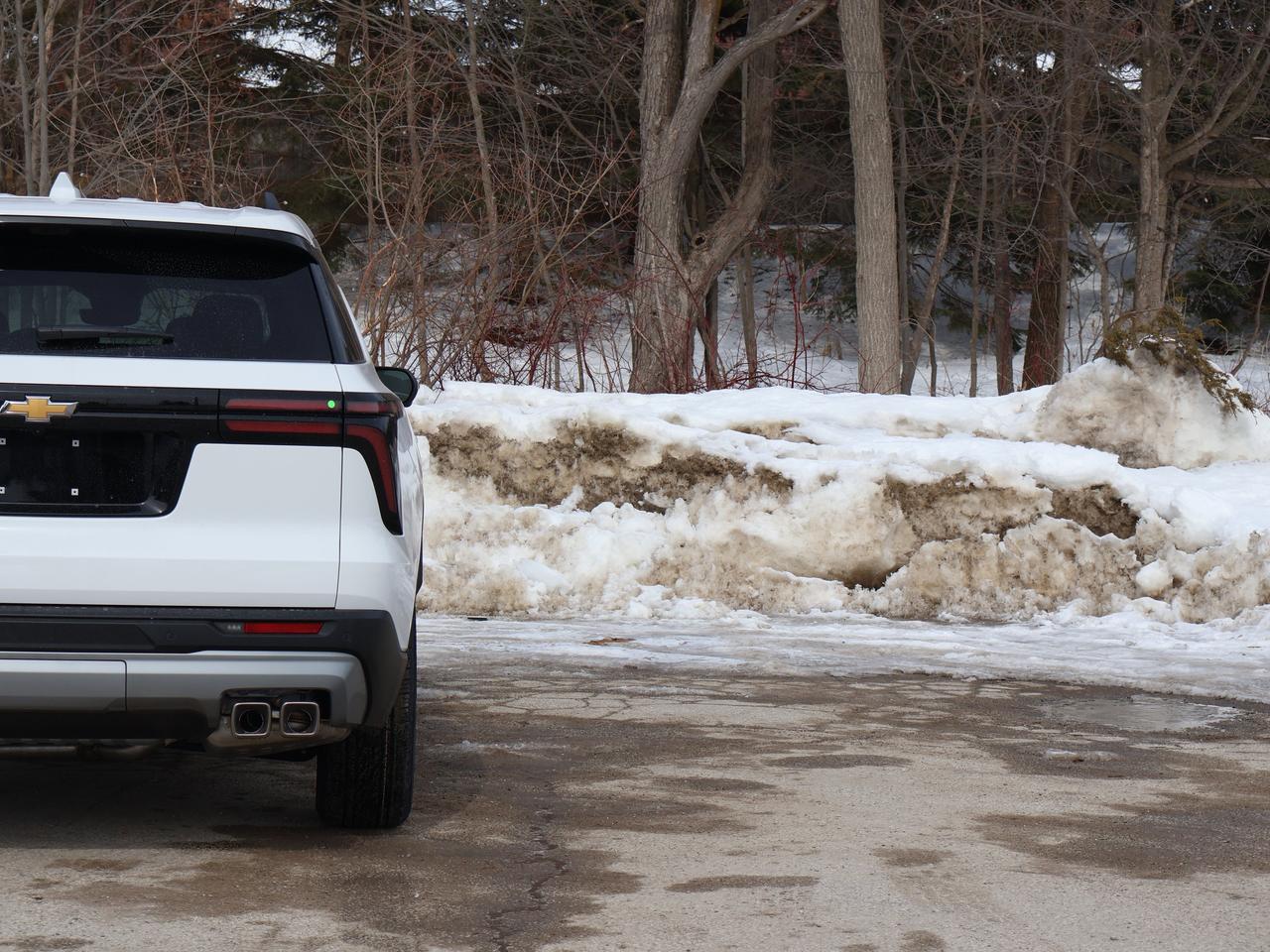 2026 Chevrolet Traverse LT Photo