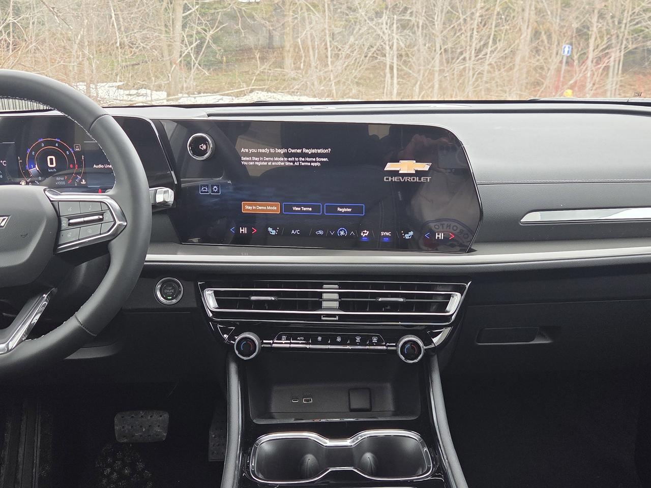 2026 Chevrolet Traverse LT Photo