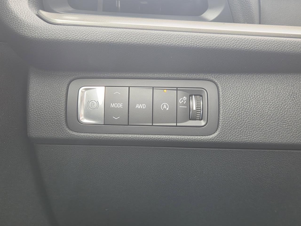 2026 Chevrolet Traverse LT Photo