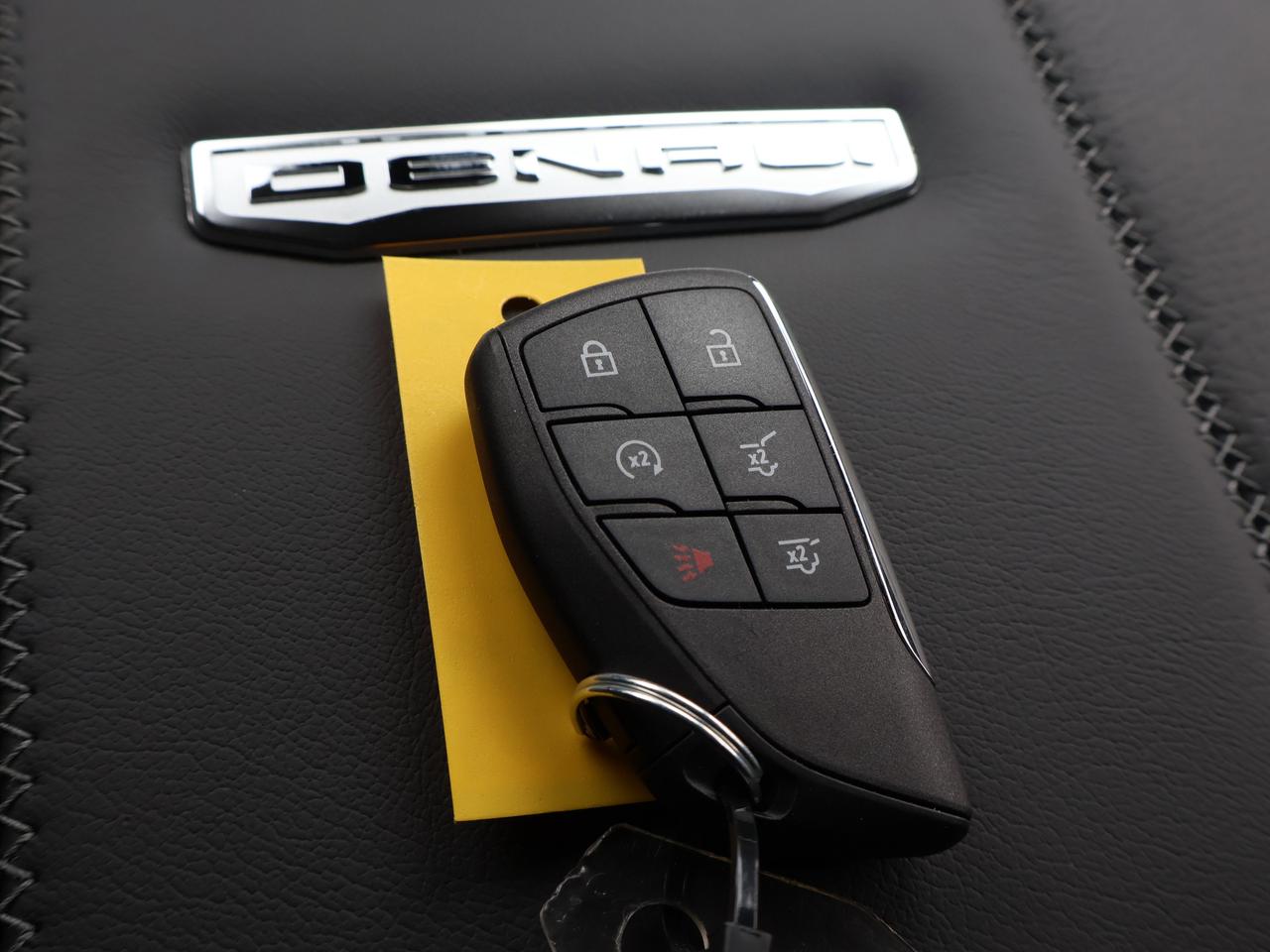 2026 GMC Yukon XL Denali Photo