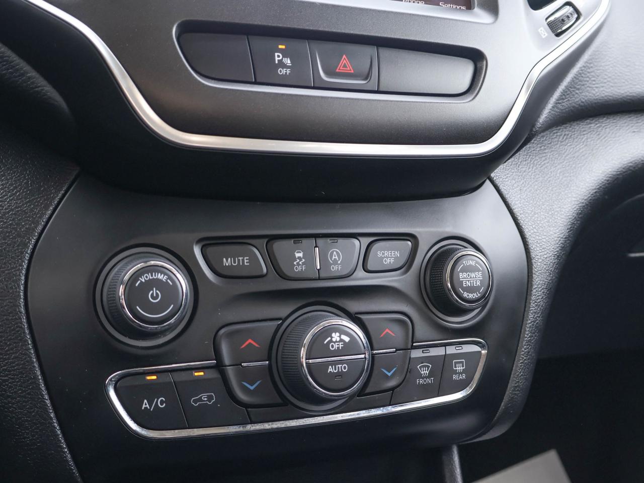 2020 Jeep Cherokee Trailhawk Elite Photo