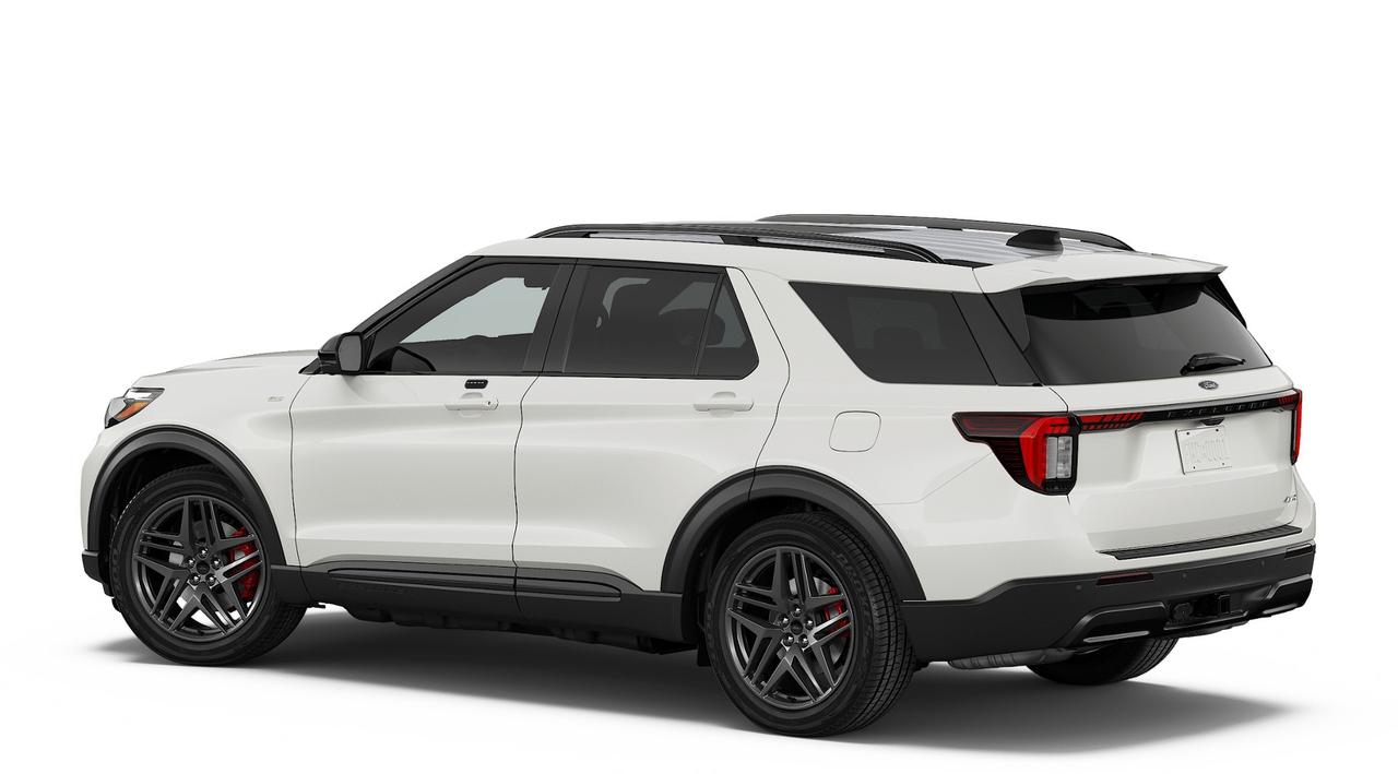 2026 Ford Explorer ST-Line Photo