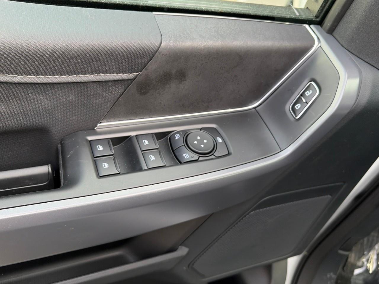 2026 Ford F-150 XLT 4WD SuperCrew 5.5' Box Photo