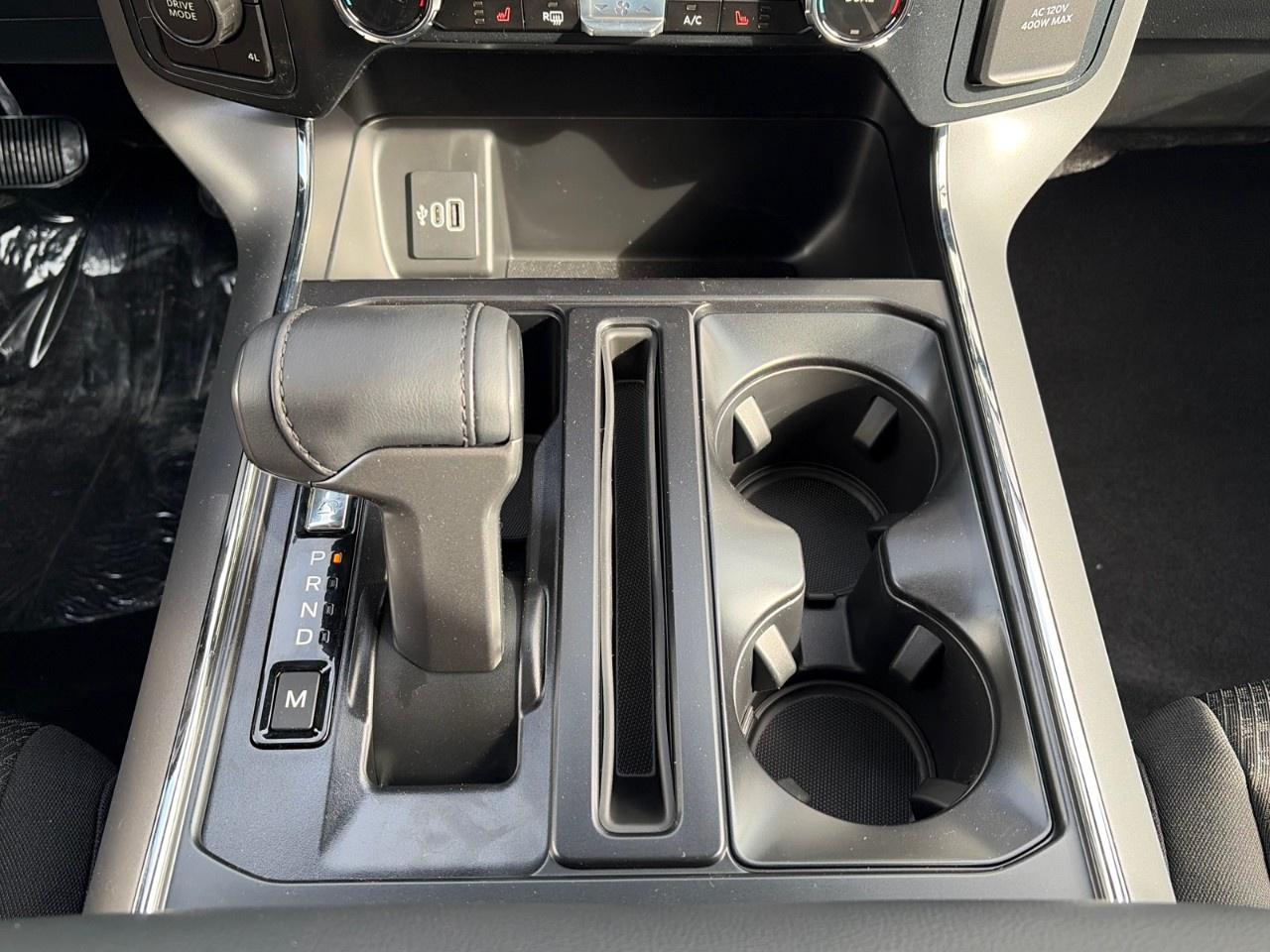 2026 Ford F-150 XLT 4WD SuperCrew 5.5' Box Photo