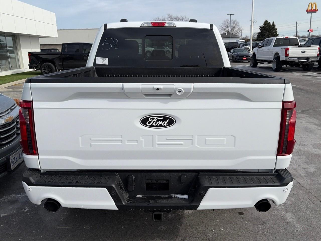 2026 Ford F-150 XLT 4WD SuperCrew 5.5' Box Photo3