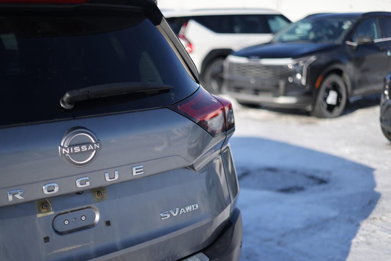 2023 Nissan Rogue AWD SV Photo