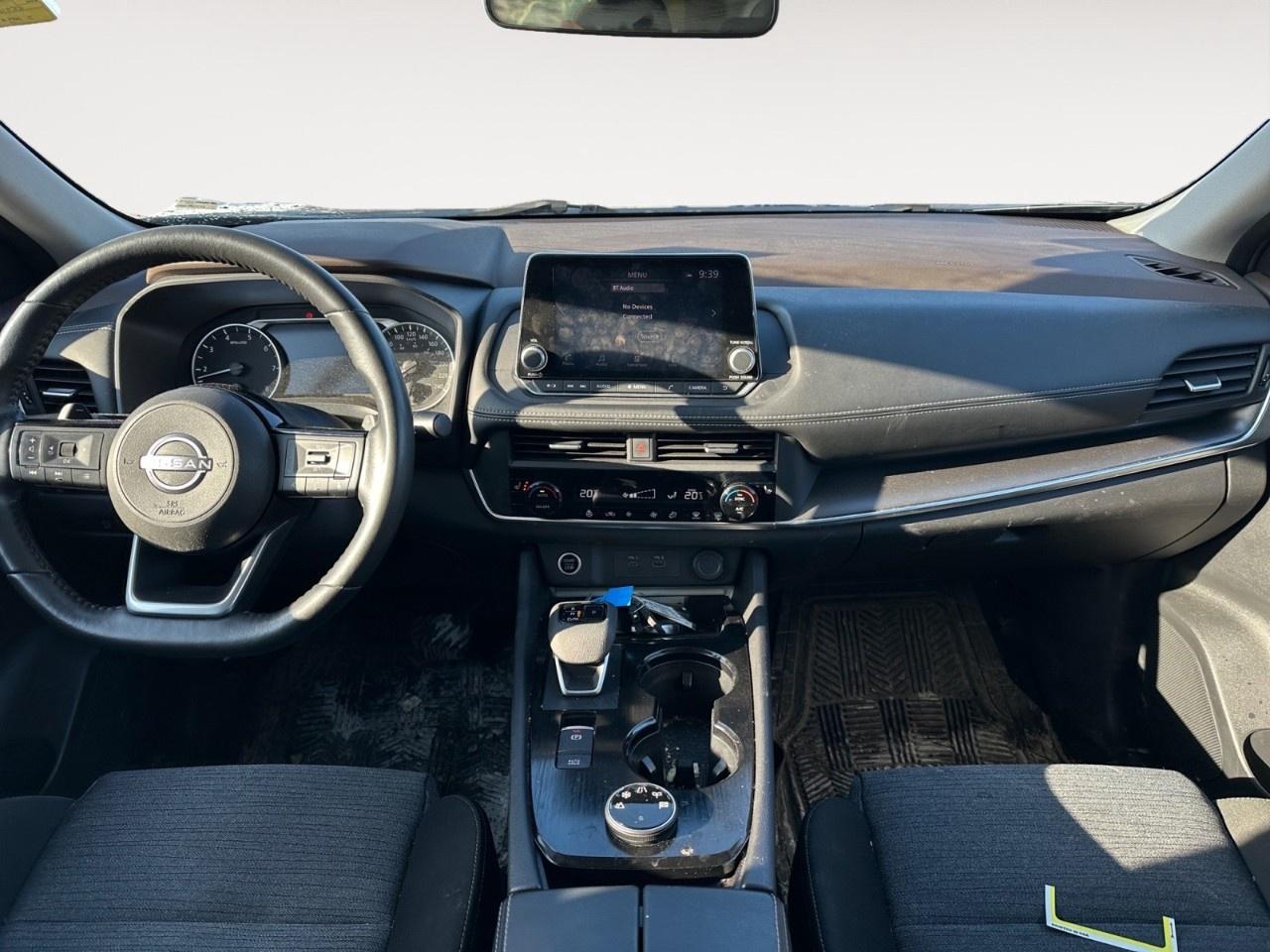 2023 Nissan Rogue AWD SV Photo