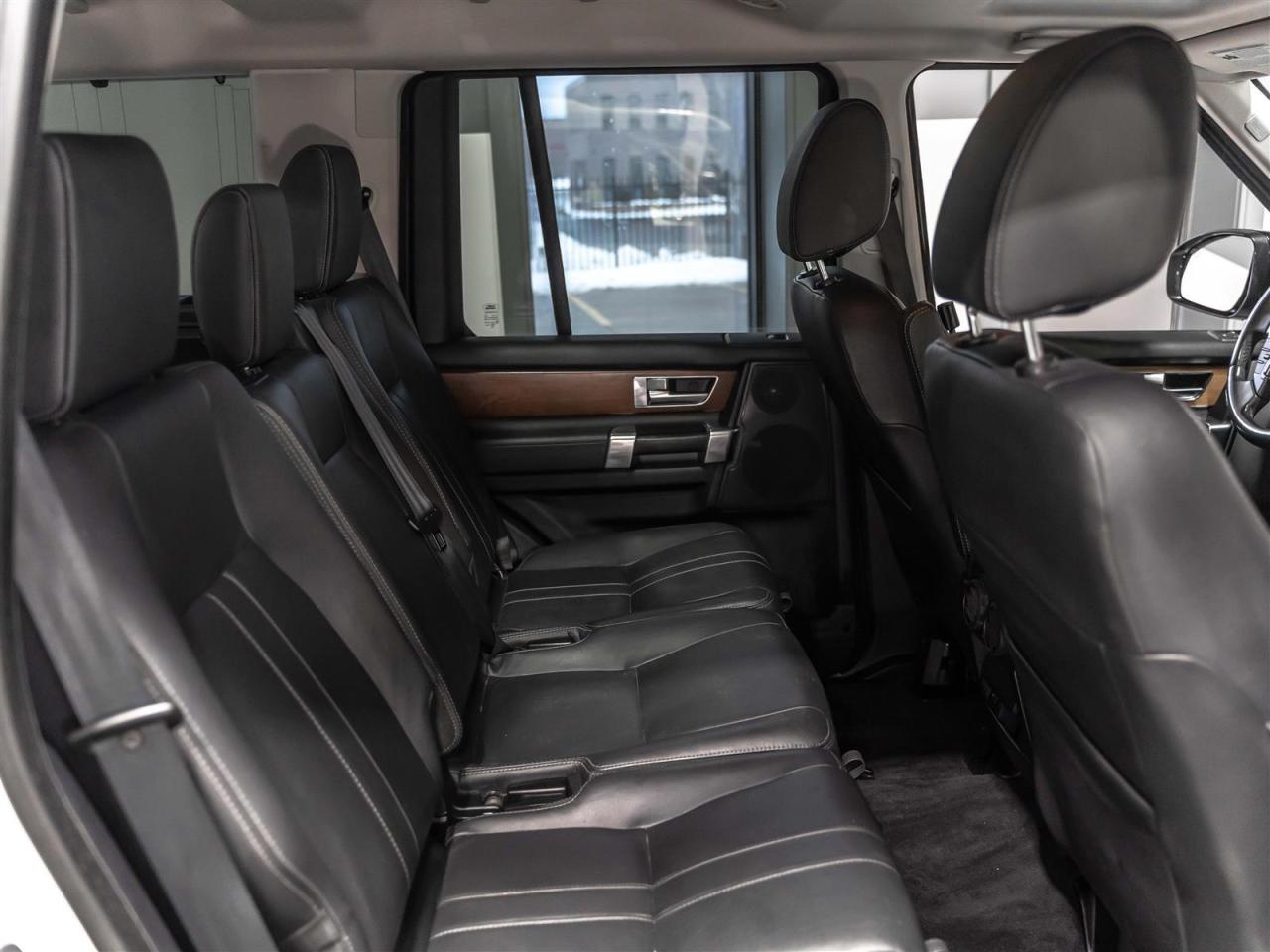 2016 Land Rover LR4 HSE|BLACK PACK|BLINDSPOT|360CAM|7PASS|EXTENSIVE SERVICE HISTORY Photo