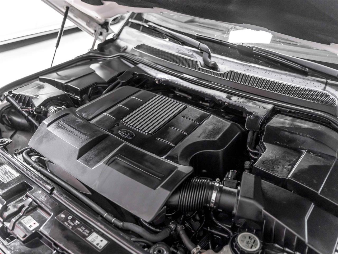 2016 Land Rover LR4 HSE|BLACK PACK|BLINDSPOT|360CAM|7PASS|EXTENSIVE SERVICE HISTORY Photo