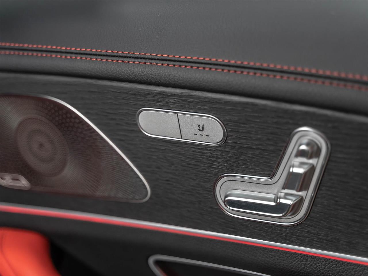 2024 Mercedes-Benz GLE AMG GLE 53|7PASSENGER|INTELLIGENT DRIVE|NIGHT PKG|AMG DRIVE UNIT Photo