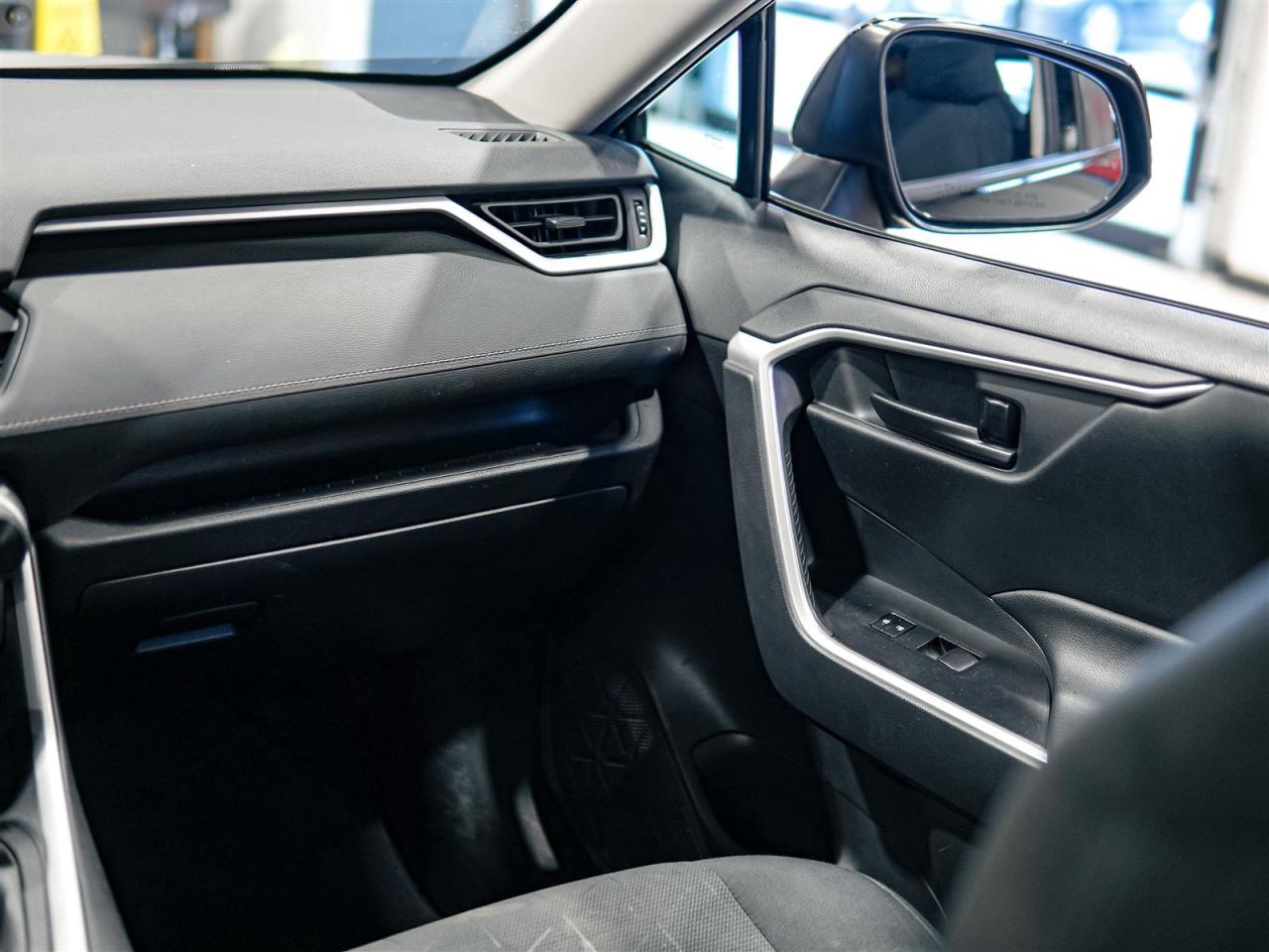 2021 Toyota RAV4 LE AWD | NO ACCIDENTS | BLIND SPOT Photo