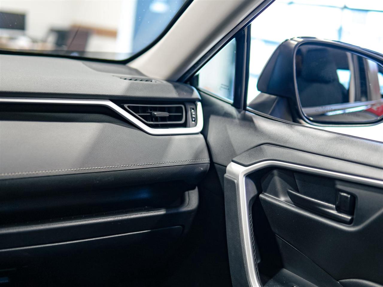 2021 Toyota RAV4 LE AWD | NO ACCIDENTS | BLIND SPOT Photo