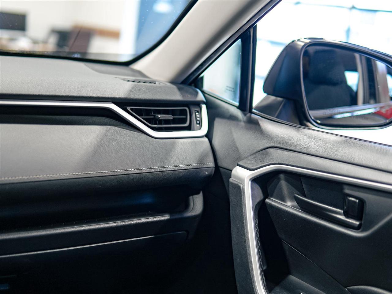 2021 Toyota RAV4 LE AWD | NO ACCIDENTS | BLIND SPOT Photo