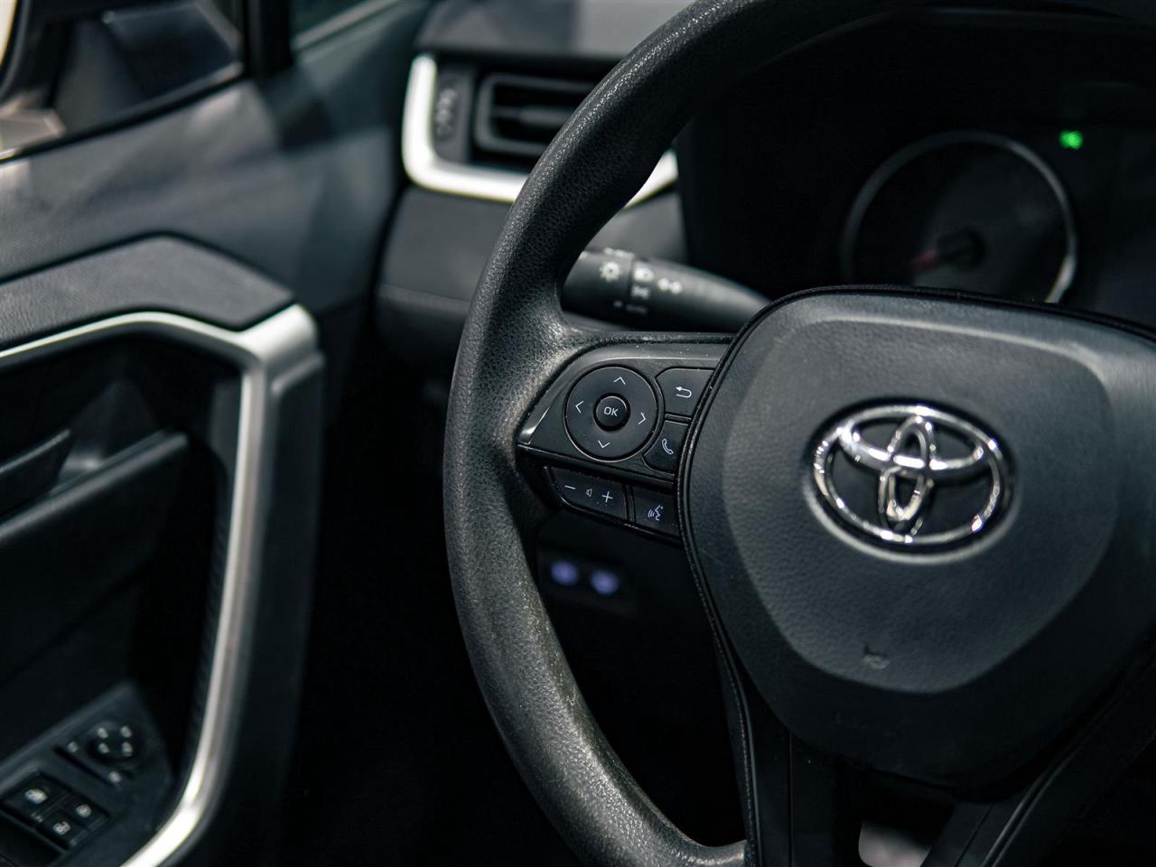 2022 Toyota RAV4 LE AWD | NO ACCIDENTS | BLIND SPOT Photo