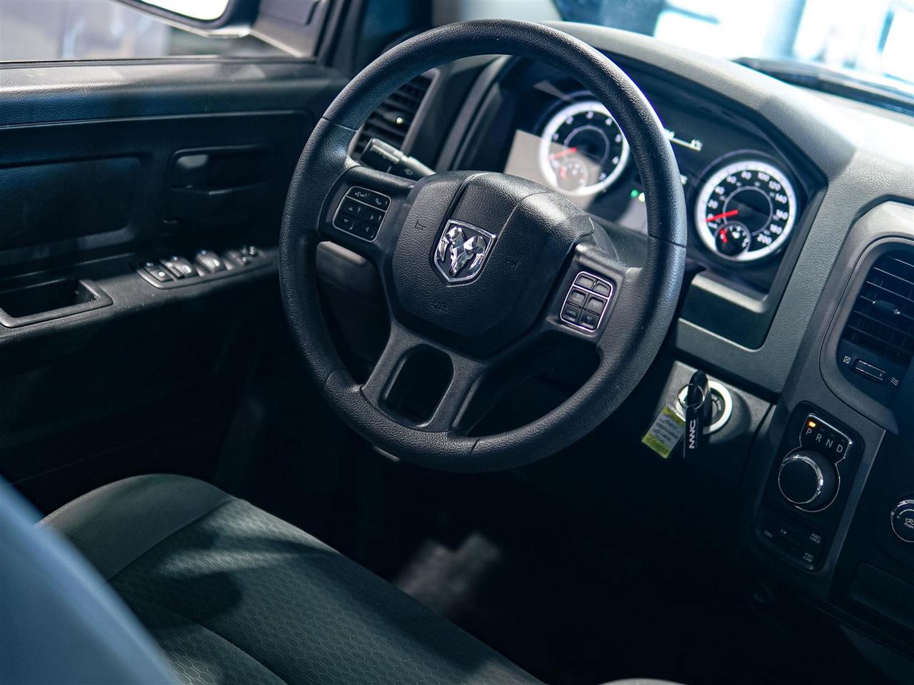 2019 RAM 1500 Classic ST 4x4 | NO ACCIDENTS | SXT PLUS | U CONNECT | TOW PKG Photo