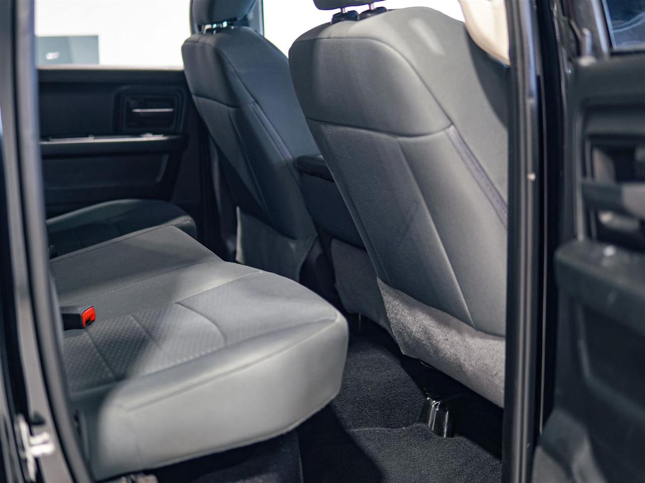 2019 RAM 1500 Classic ST 4x4 | NO ACCIDENTS | SXT PLUS | U CONNECT | TOW PKG Photo