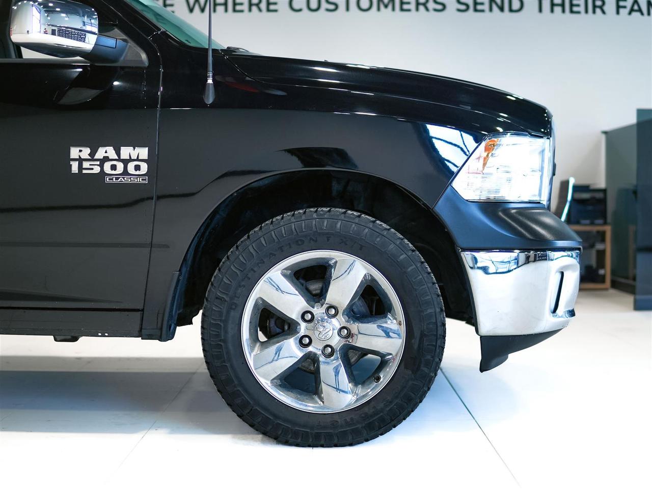 2019 RAM 1500 Classic ST 4x4 | NO ACCIDENTS | SXT PLUS | U CONNECT | TOW PKG Photo