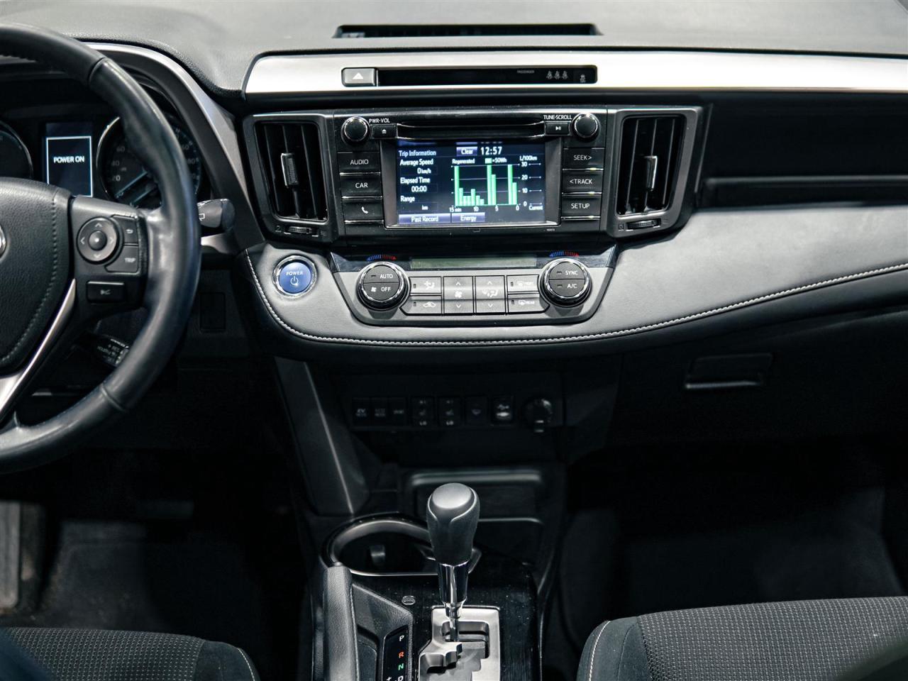 2018 Toyota RAV4 Hybrid HYBRID | XLE | AWD | NO ACCIDENTS | SUNROOF Photo