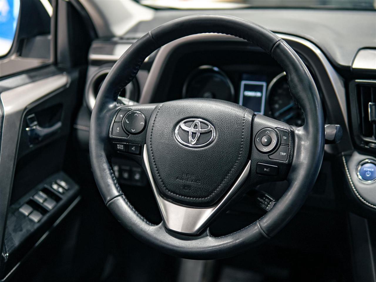 2018 Toyota RAV4 Hybrid HYBRID | XLE | AWD | NO ACCIDENTS | SUNROOF Photo