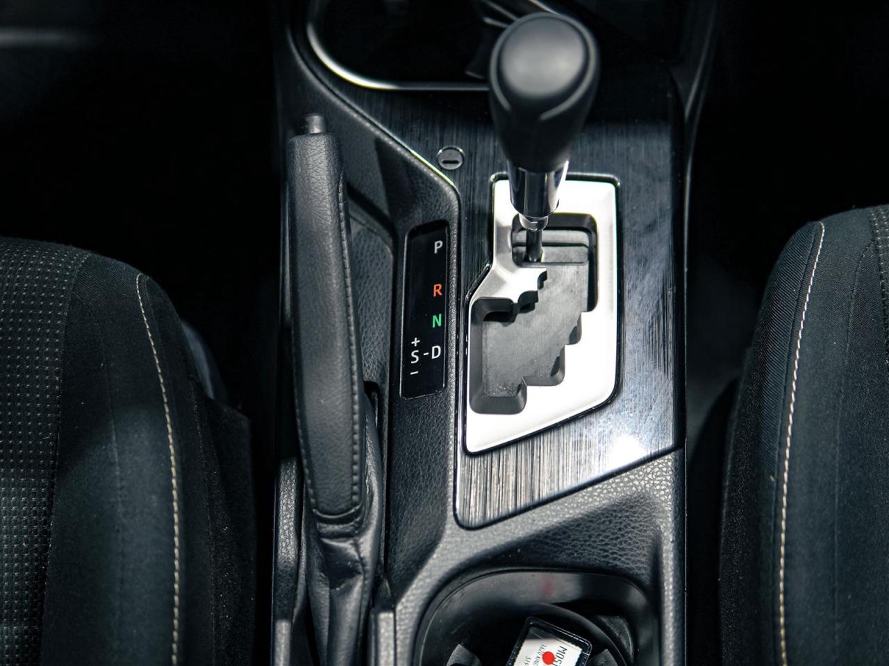 2018 Toyota RAV4 Hybrid HYBRID | XLE | AWD | NO ACCIDENTS | SUNROOF Photo